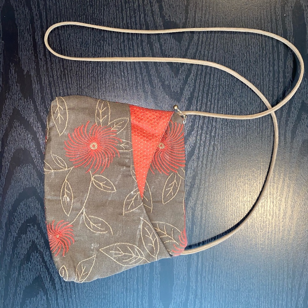 Maruca purse